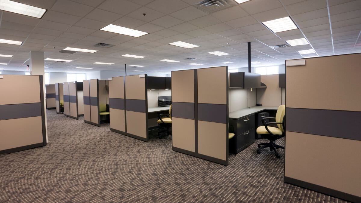 Modern Office Cubicles & Sound Pods for Focus