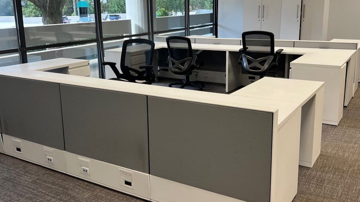 What to Look for When Buying Pre-Owned Desks: Pre-Purchase Inspection Checklist