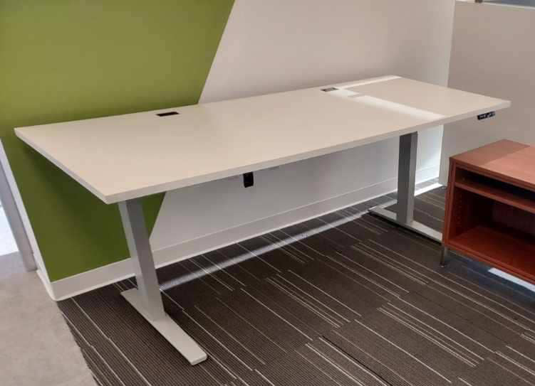 Used Sit Stand Set COMMERCIAL FURNITURE RESOURCE