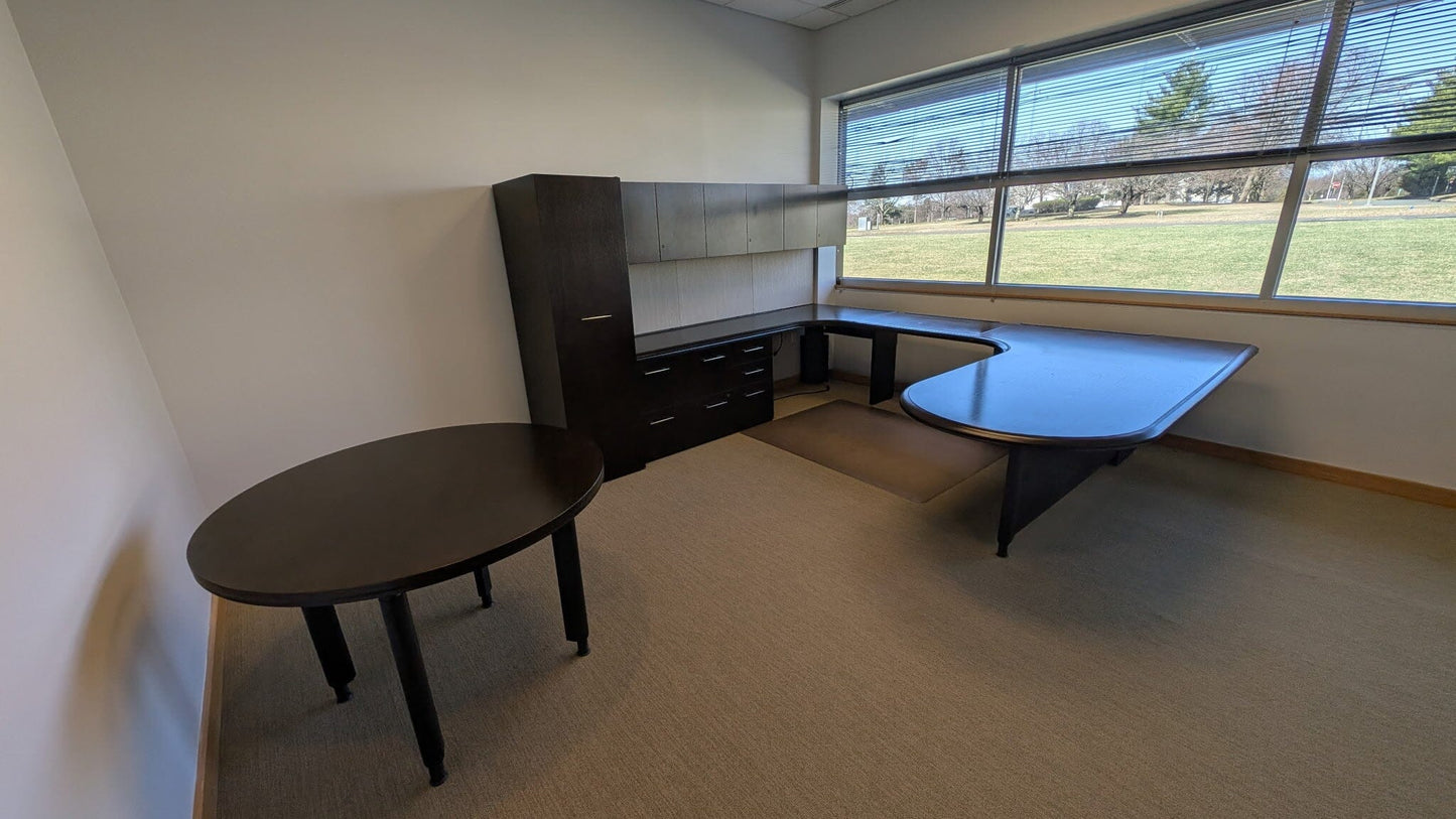Used Haworth U shape Commercial Furniture Resource