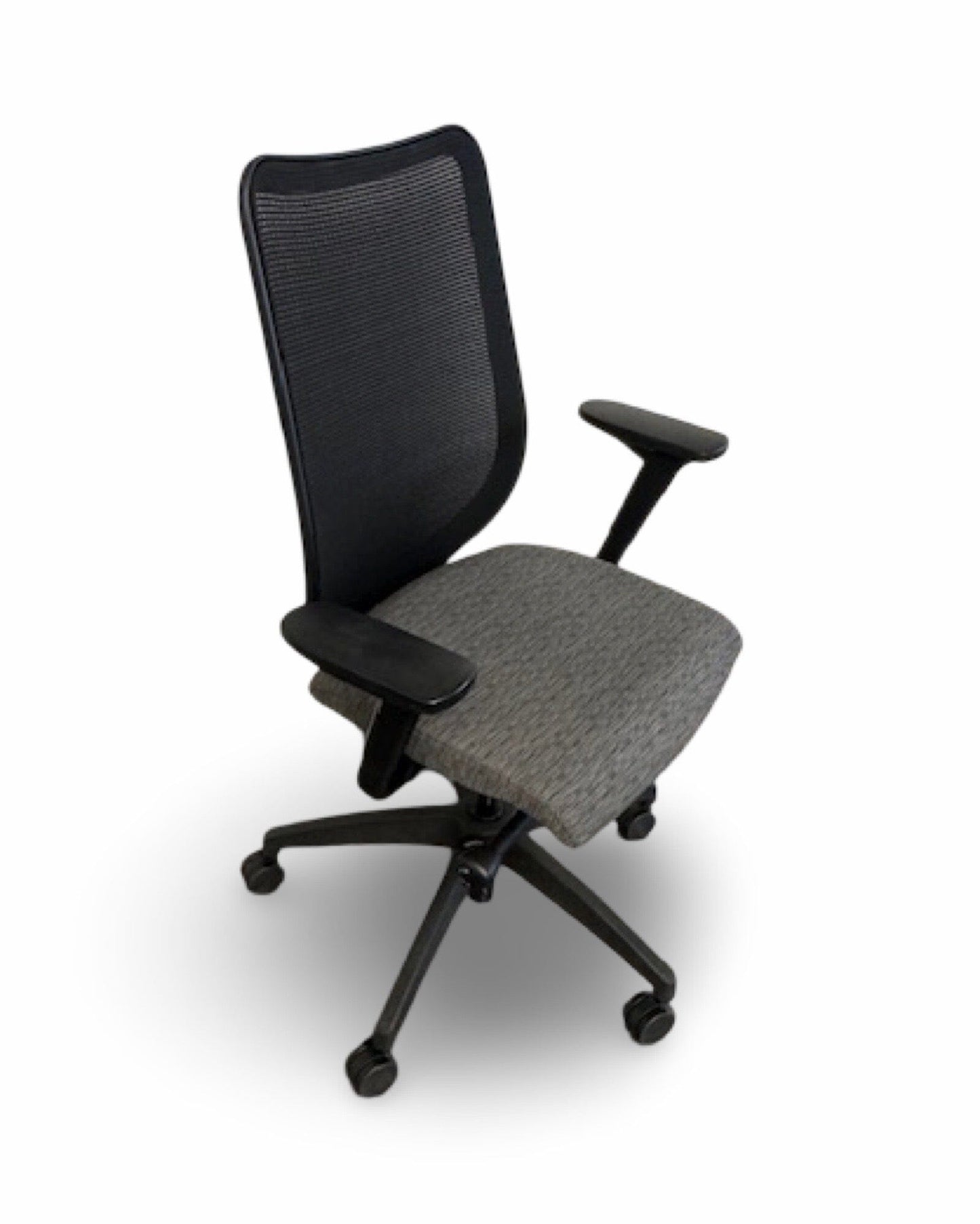 Used Hon Nucleus Commercial Furniture Resource