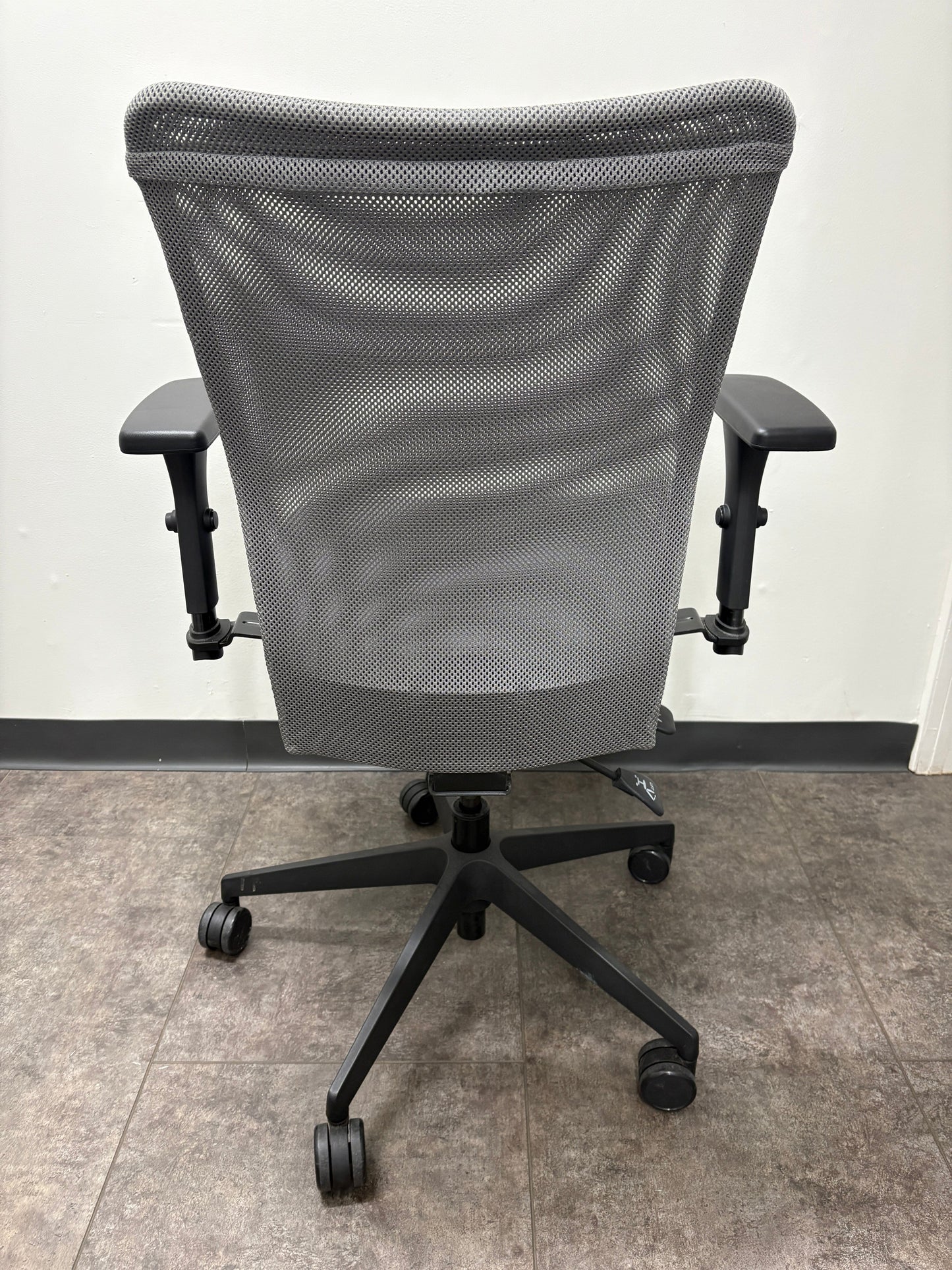 Used Allseating Inertia Commercial Furniture Resource