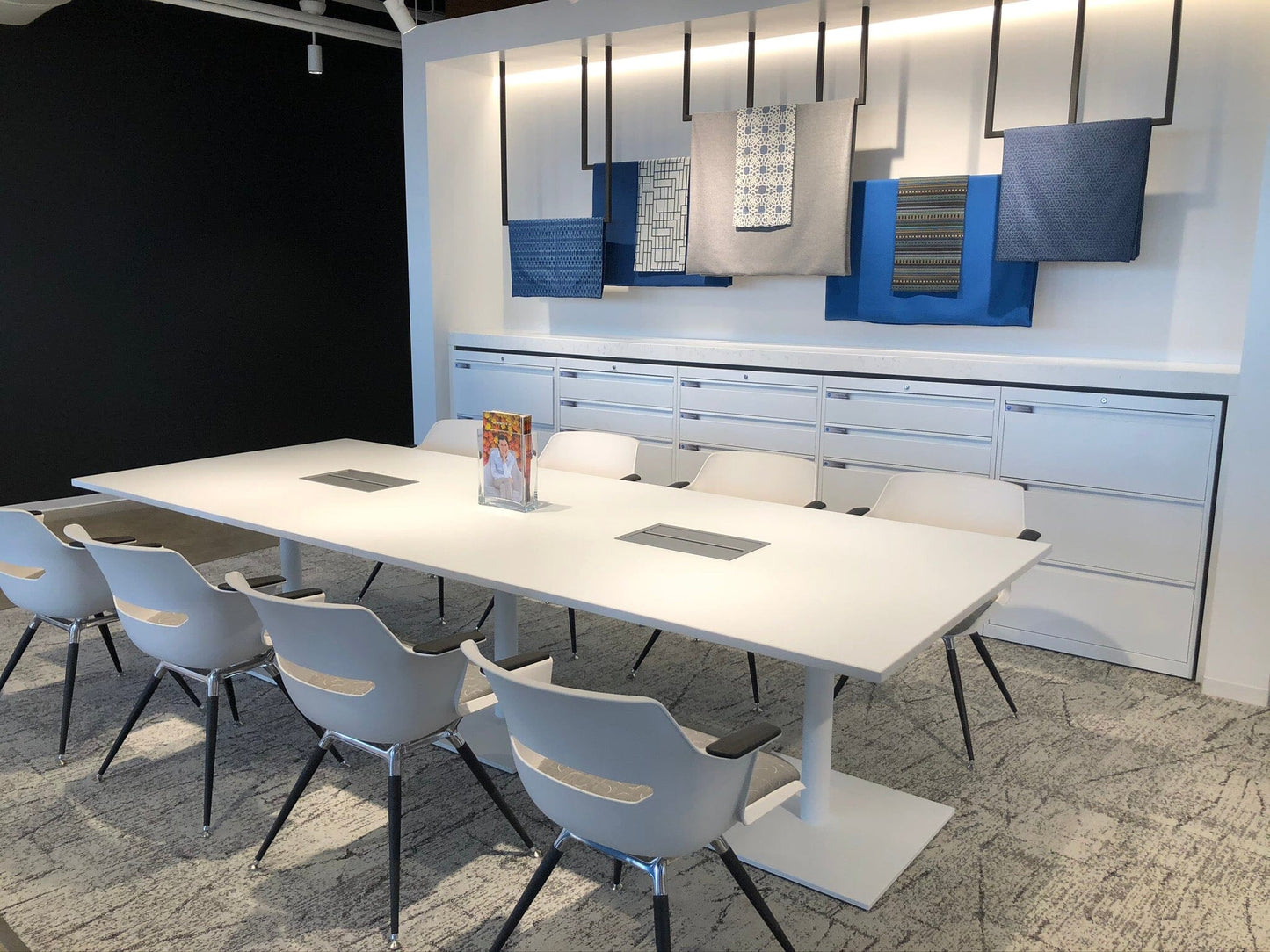 GLOBAL SHOWROOM Commercial Furniture Resource