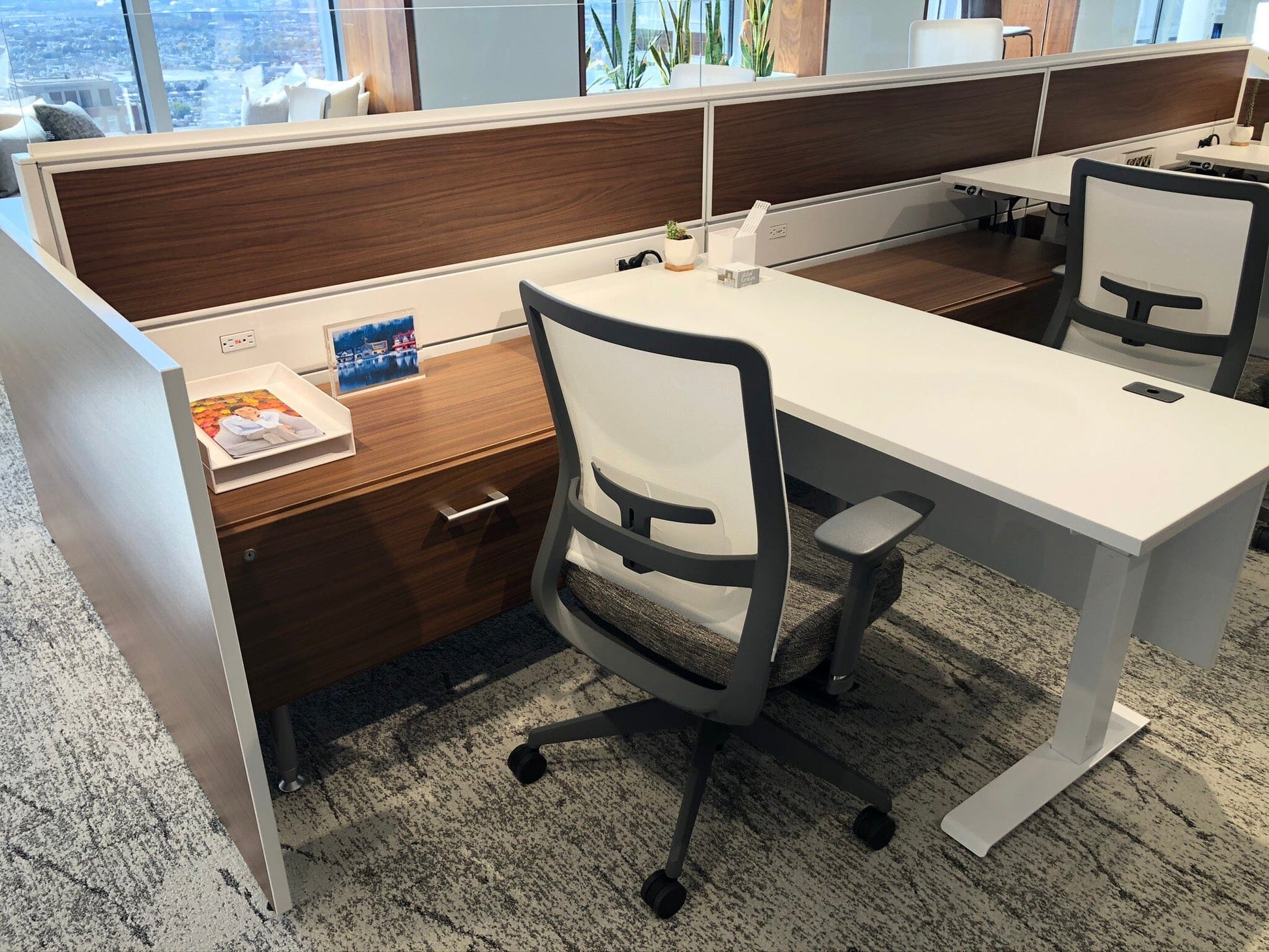 GLOBAL SHOWROOM Commercial Furniture Resource