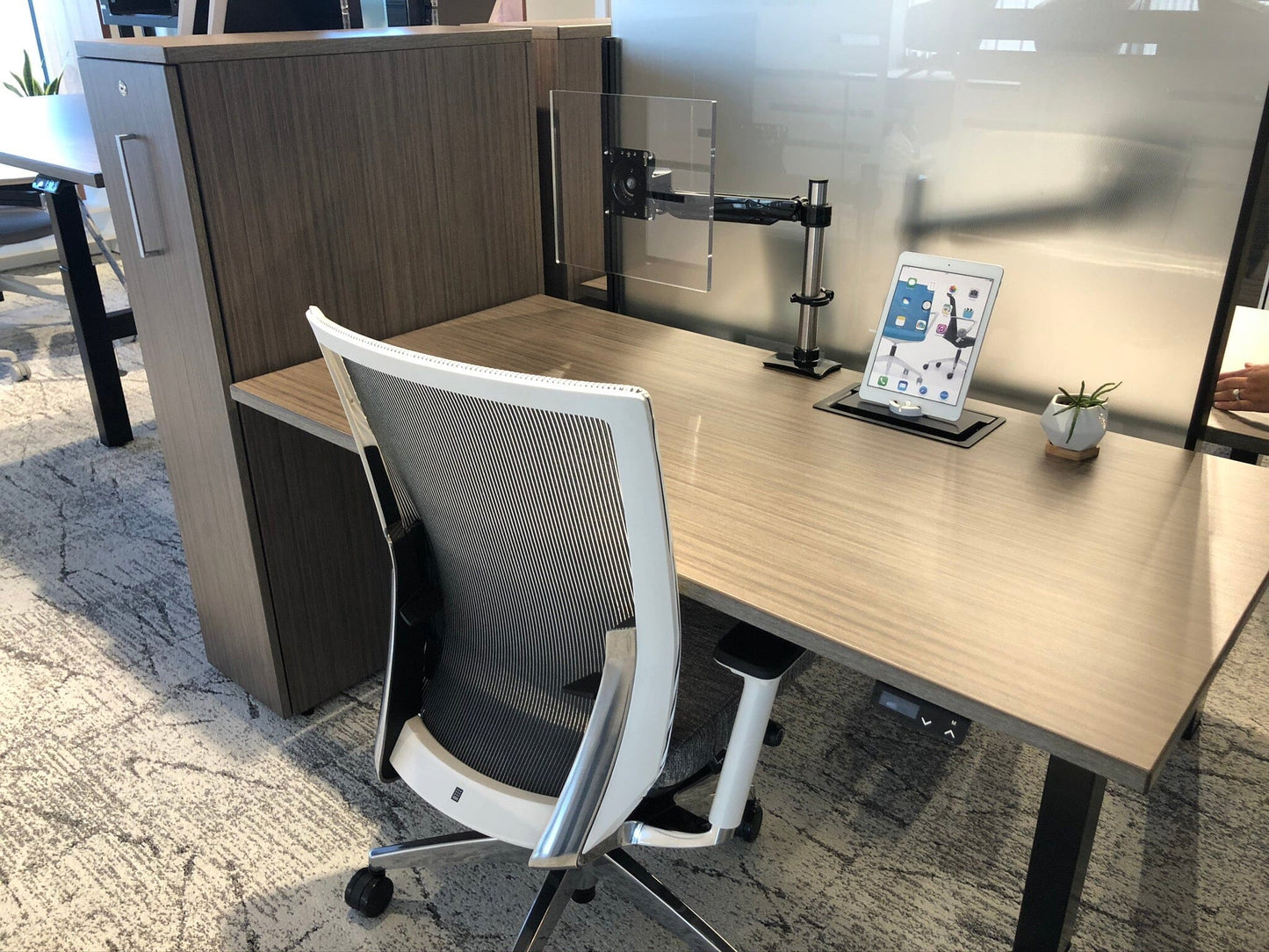 GLOBAL SHOWROOM Commercial Furniture Resource