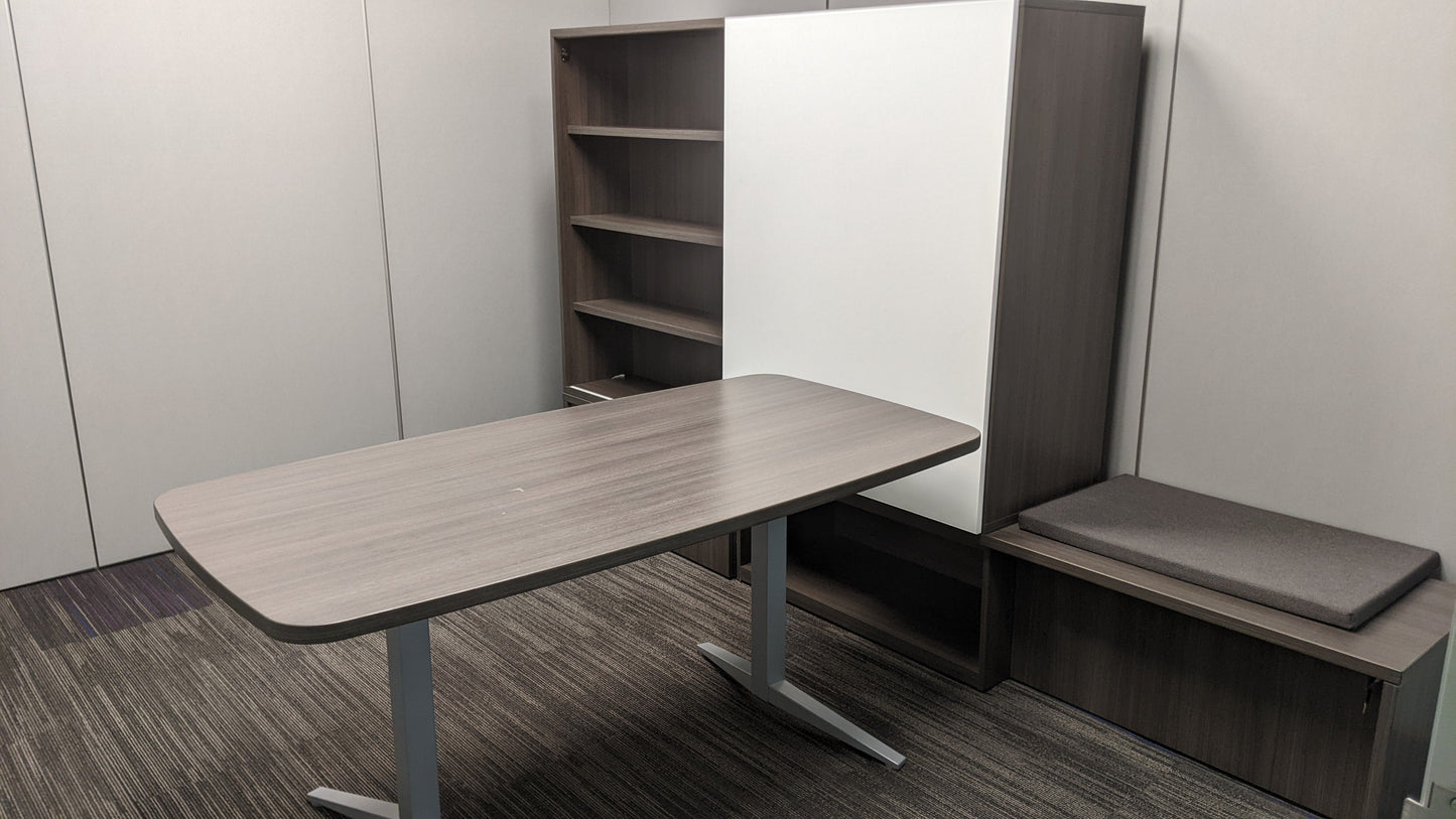 Used Desk Suites