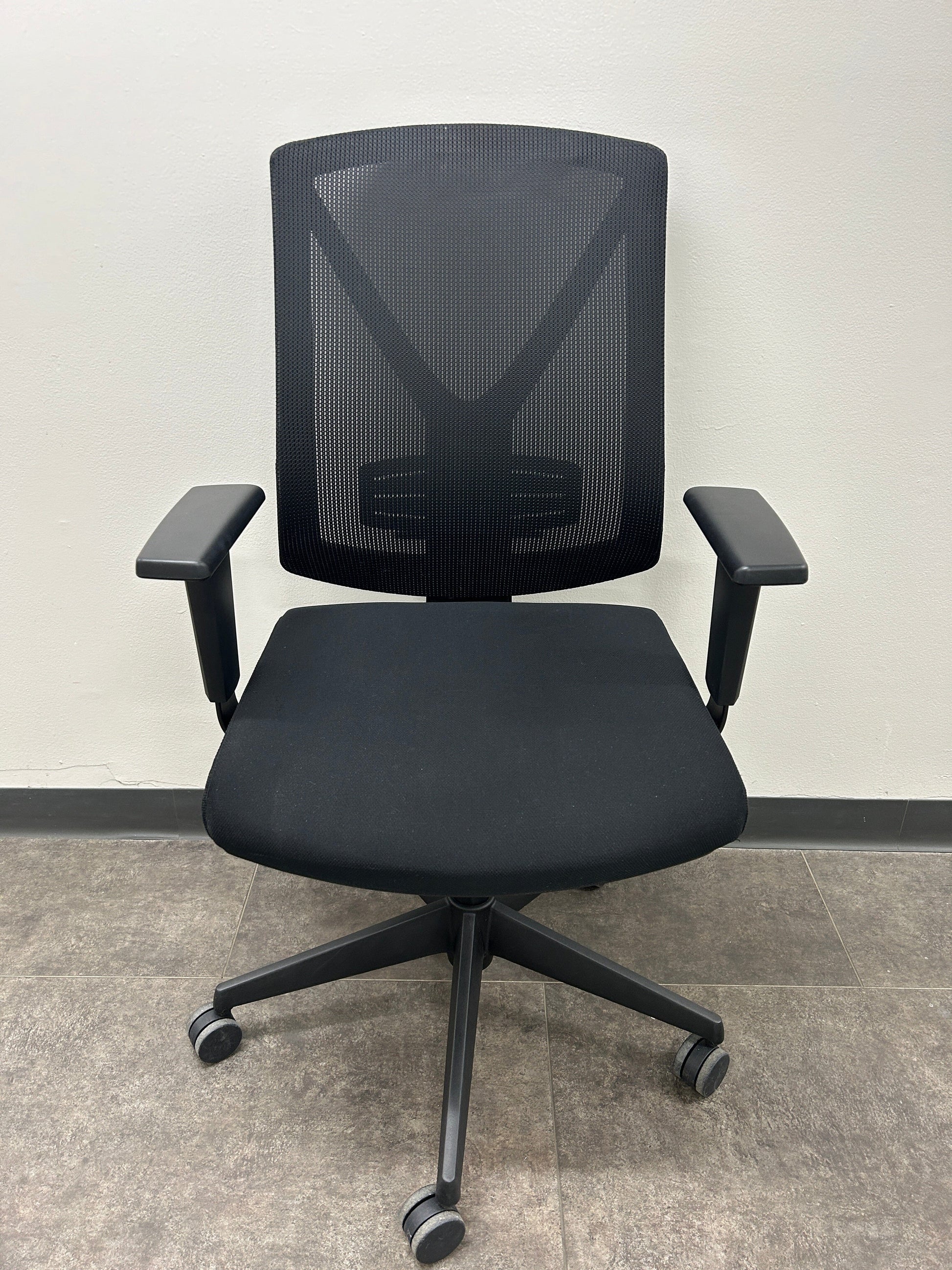 Used Mesh Task Chair Commercial Furniture Resource 