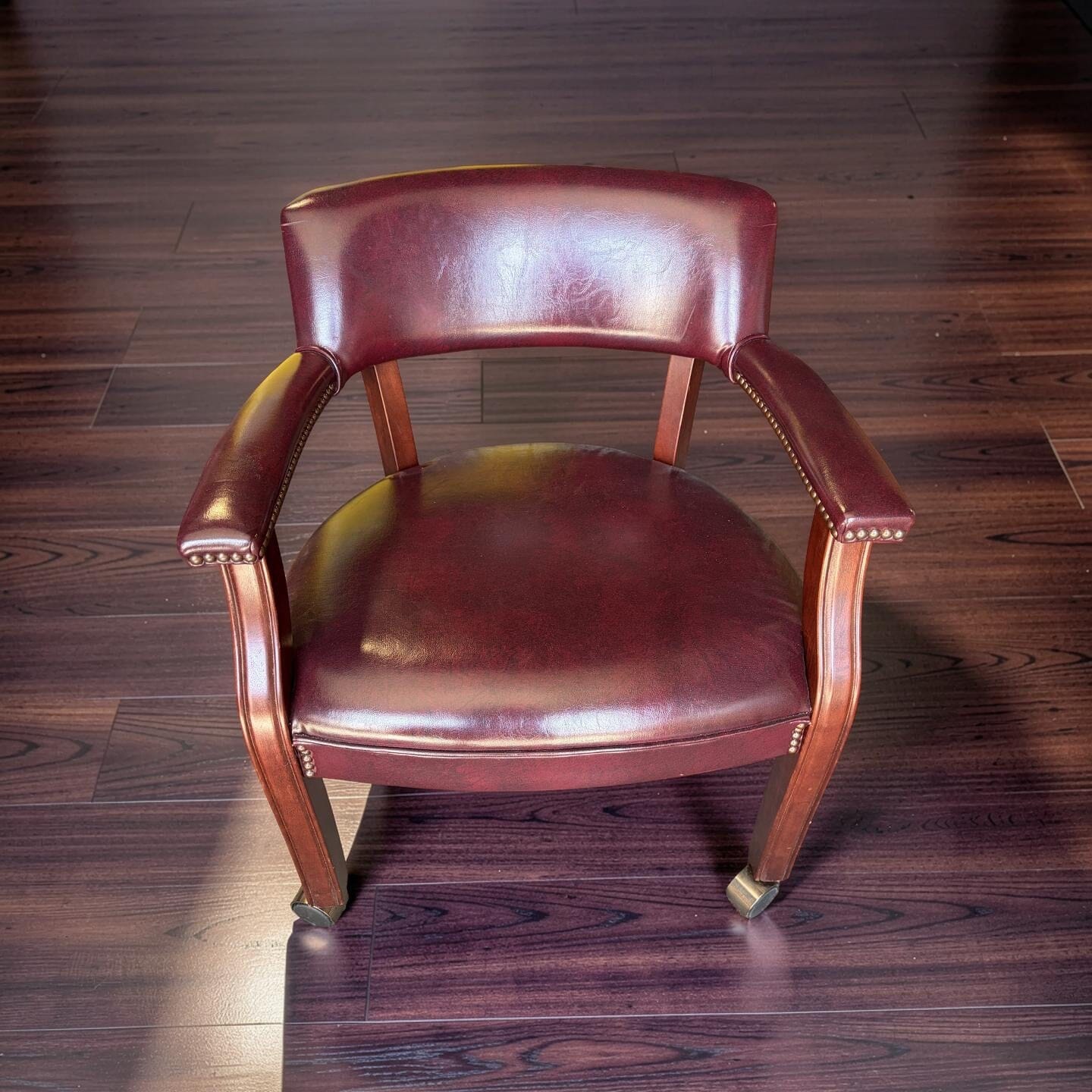 Used Captain Chairs Commercial Furniture Resource 