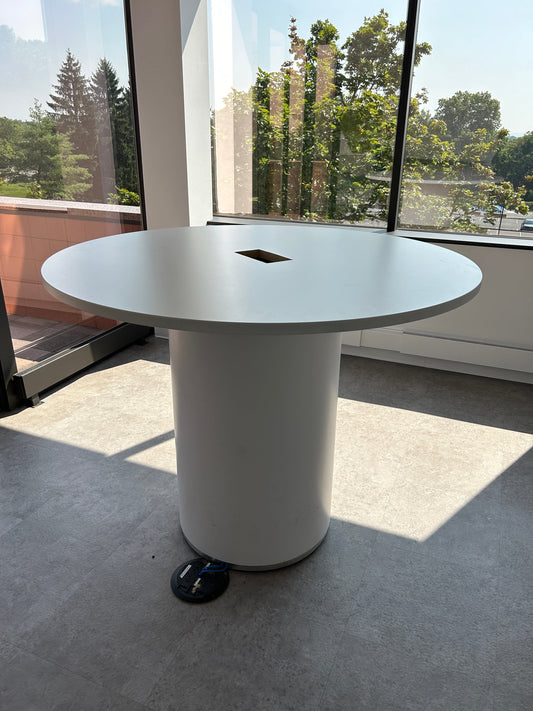 Used 42 In Round Table Commercial Furniture Resource 