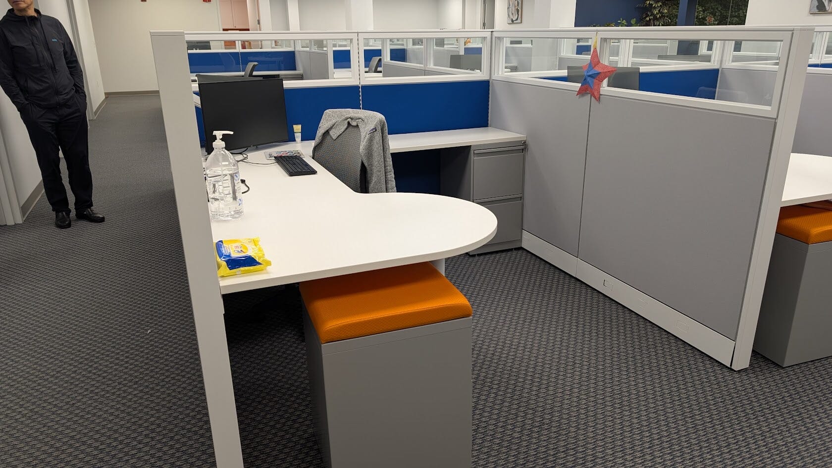 Used Global Evolve Cubicles COMMERCIAL FURNITURE RESOURCE 