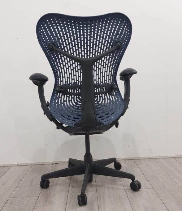 New and Pre owned Office Furniture in New Jersey & NYC