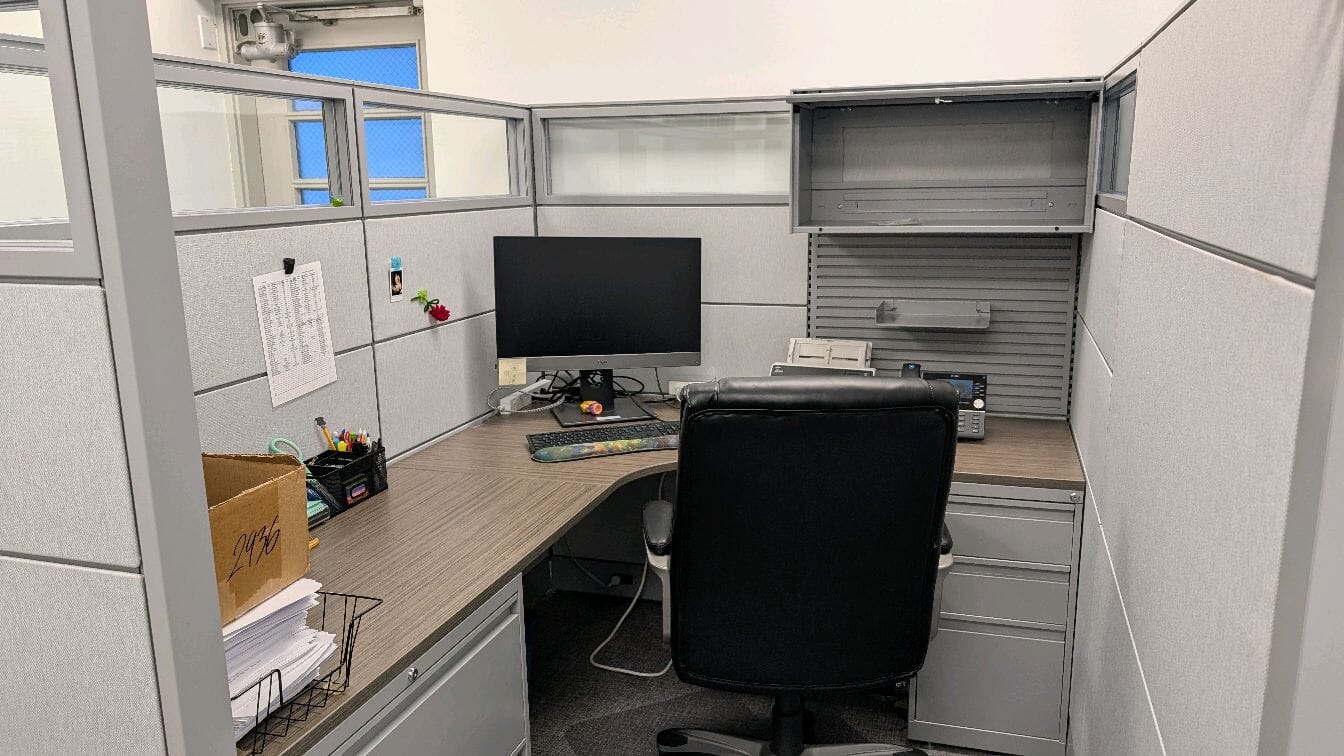 New Clearance Overheads COMMERCIAL FURNITURE RESOURCE 