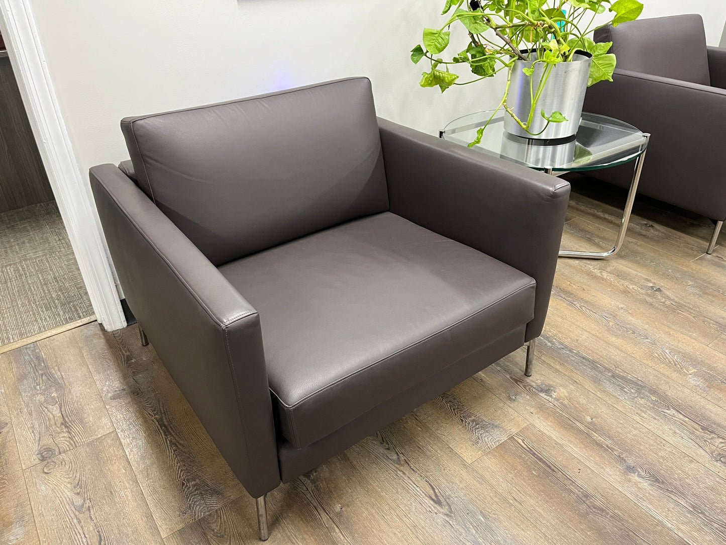Used Knoll Lounge Commercial Furniture Resource 