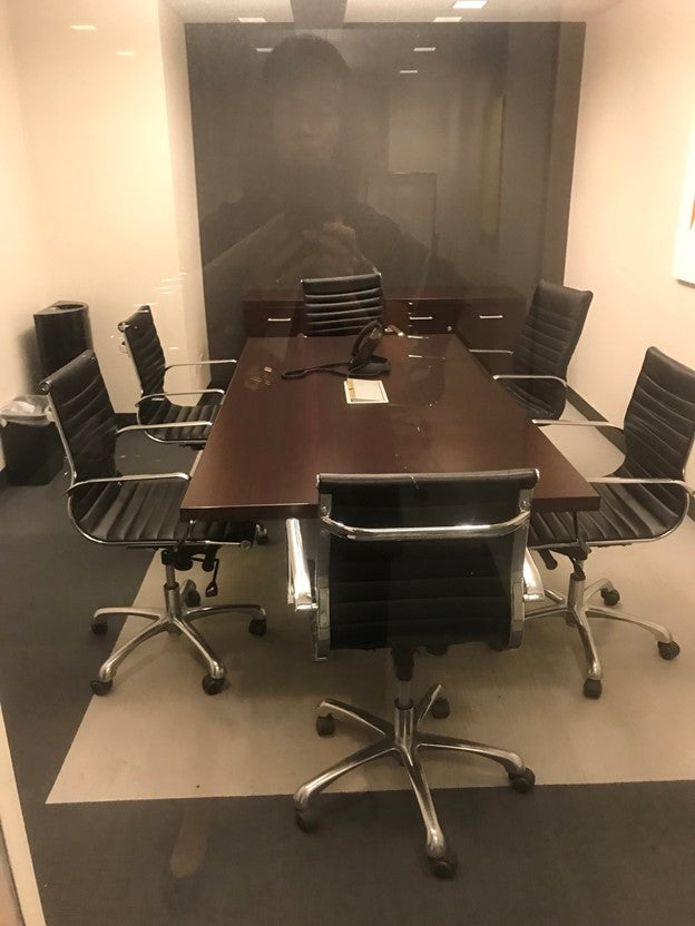 Used conference outlet table and chairs