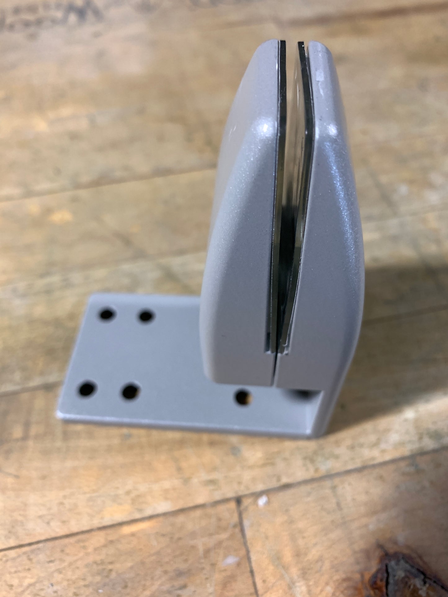 Upmount Supports