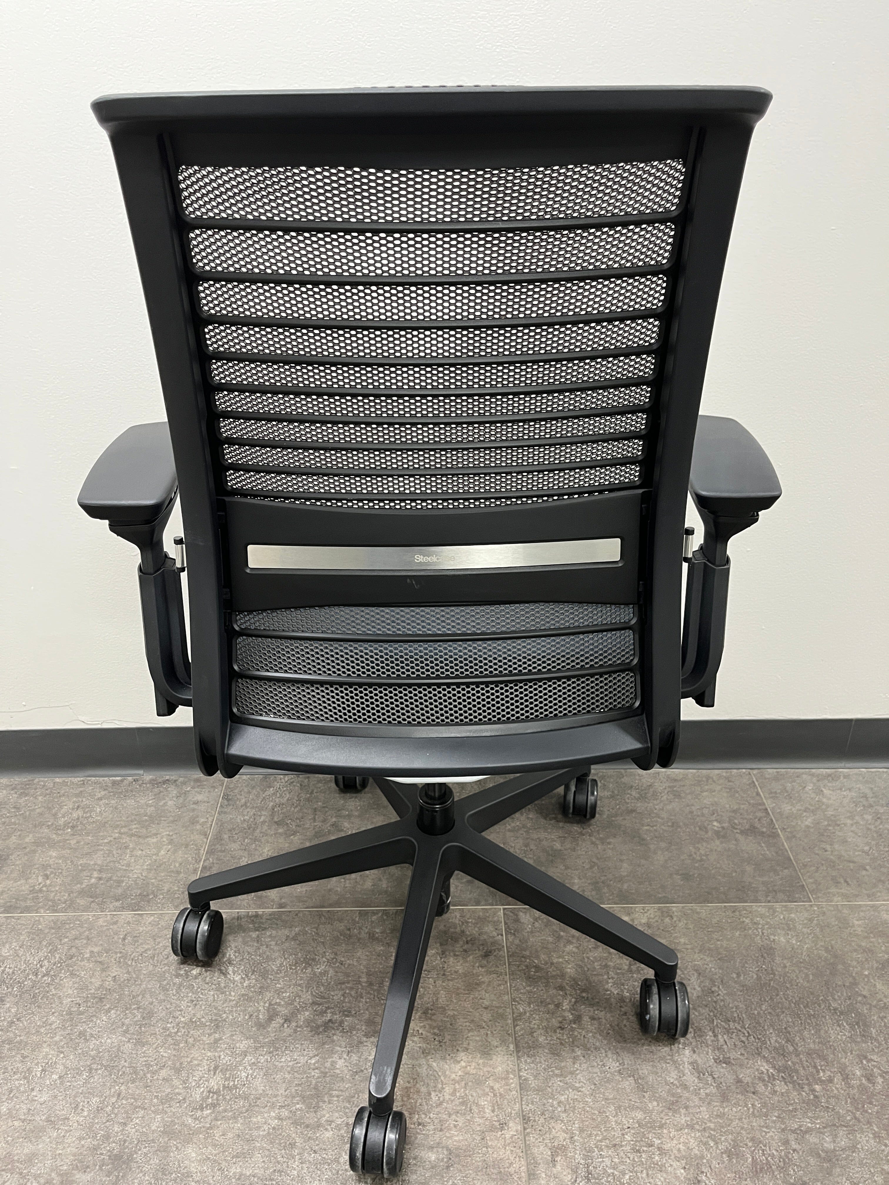 Refurbished steelcase think Clearance